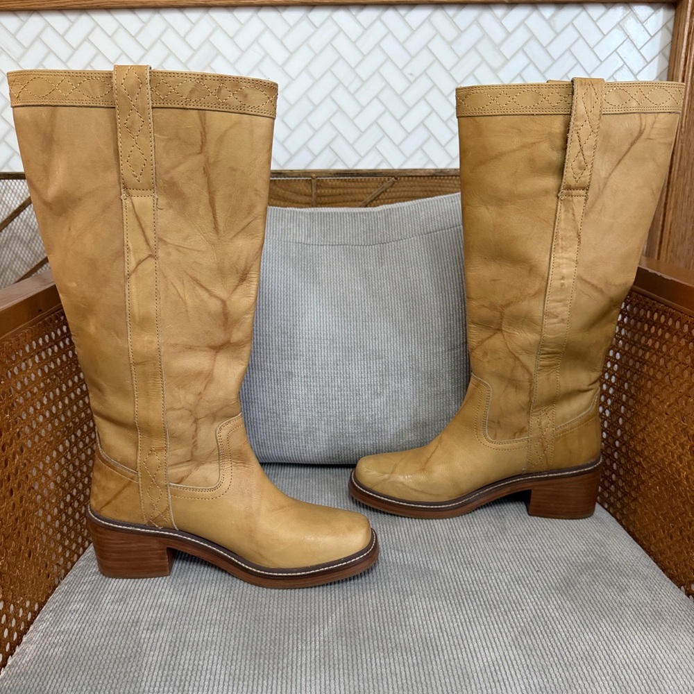 FRYE Banana Kate Pull On Boots - Picture 9 of 12